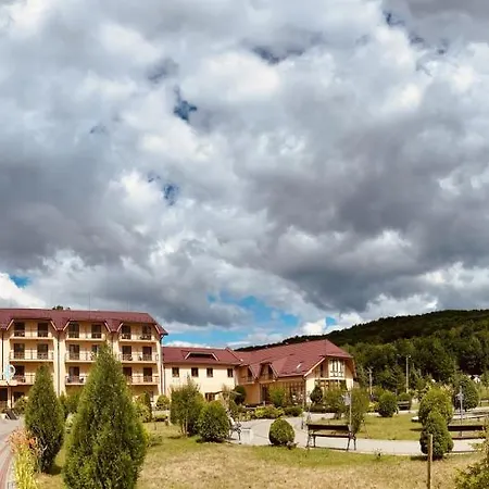 Termal Star Complex Feriested Nyzhne Solotvyno